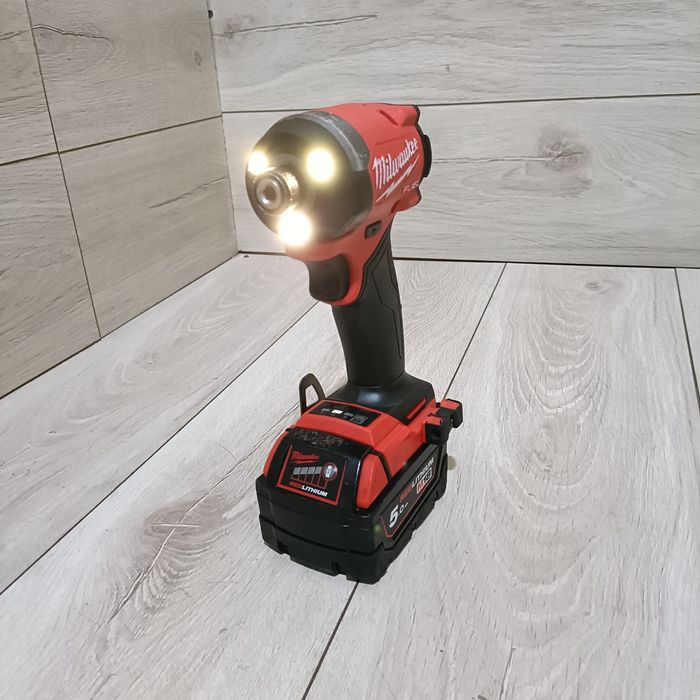 Filetanta cu impact pentru biti Milwaukee M18 FID 3