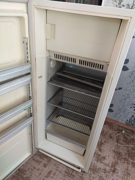 Xolodilnik zil-ogregat 90 отличный состояние работает