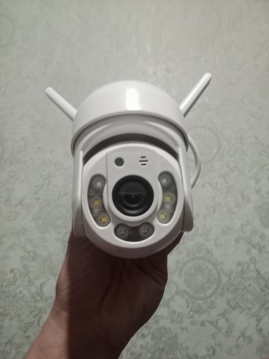 Kamera HD harakatga oladi ovoz yozadi gapirsangiz ham boladi