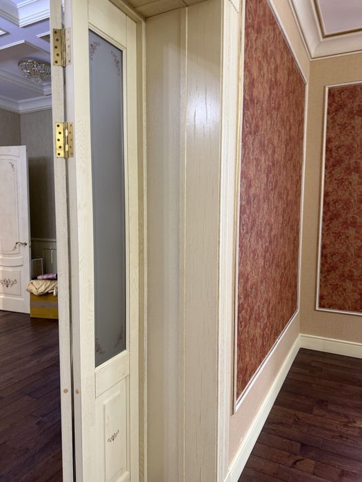 Продам дверь двухстворчатый