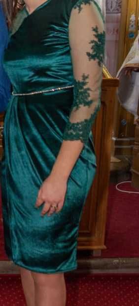 Vând rochițe de ocazie