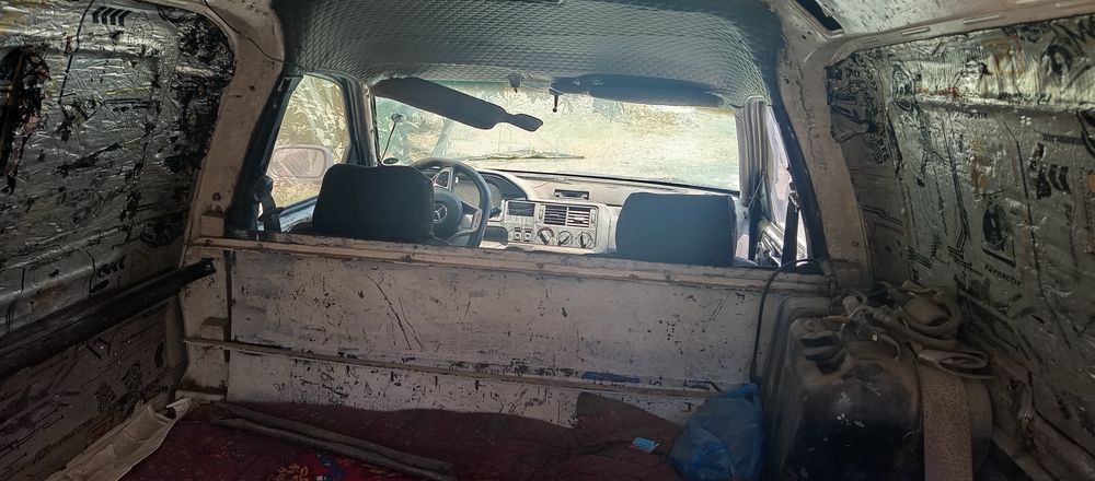 Ford escort 1996 yil