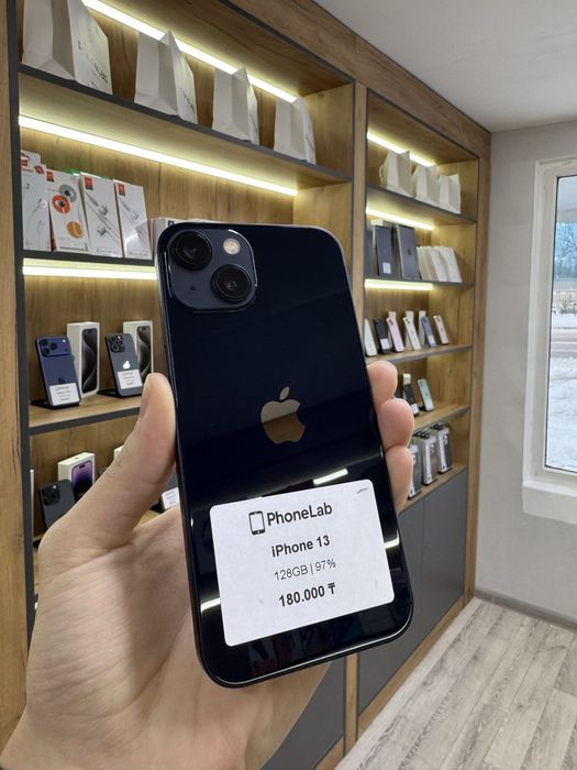 iPhone 13 128 GB / PhoneLab