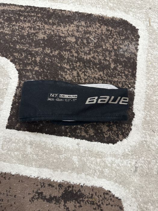 Продам хоккейную  форму