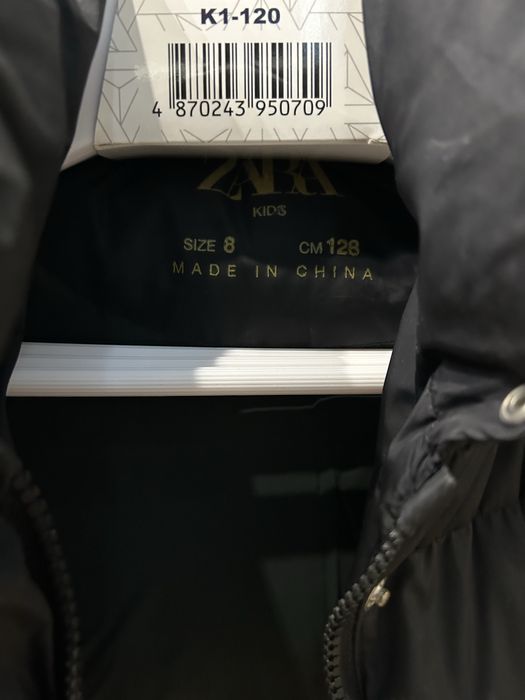 Продам куртки для девочки