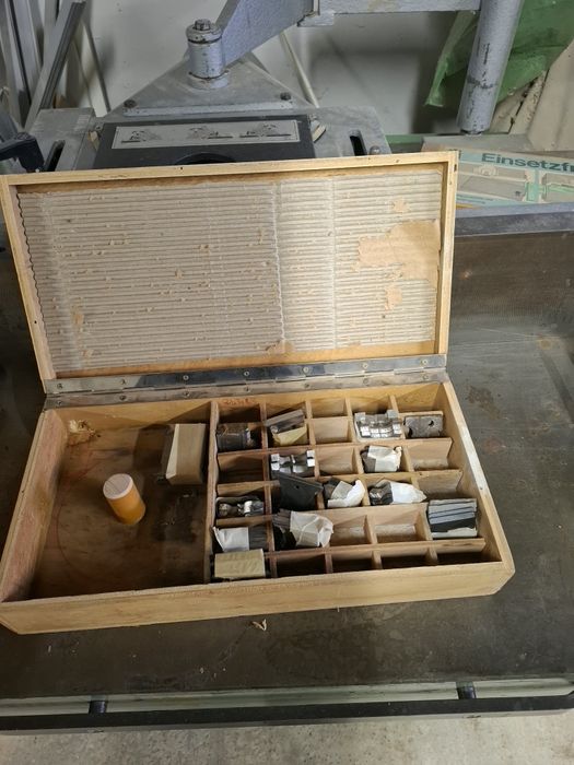 Masina industriala de frezat MARTIN T25 cu diverse accesorii