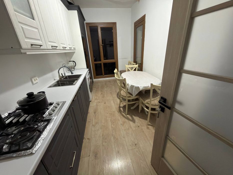 Манзара срочно 3 хоналик уй