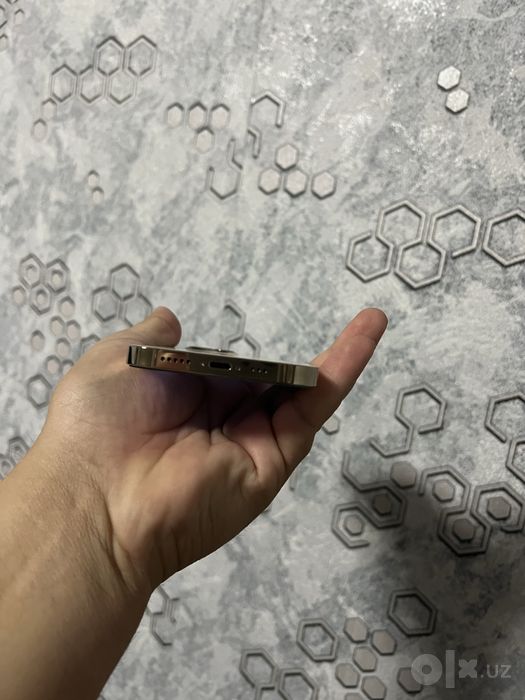 Iphone 12 pro vakum xolatda