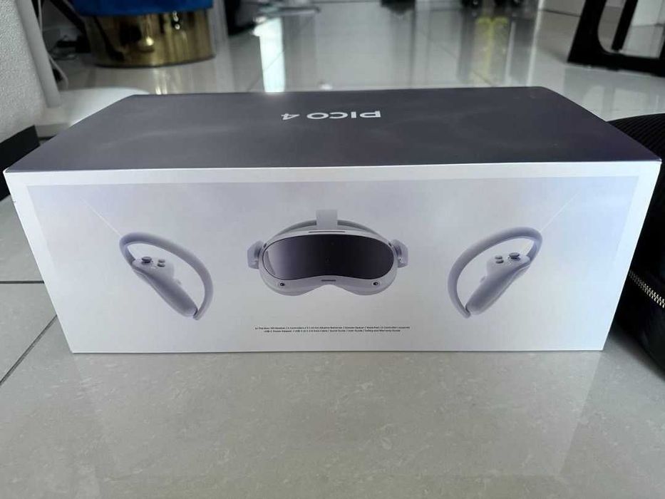 Pico 4 очила за виртуална реалност