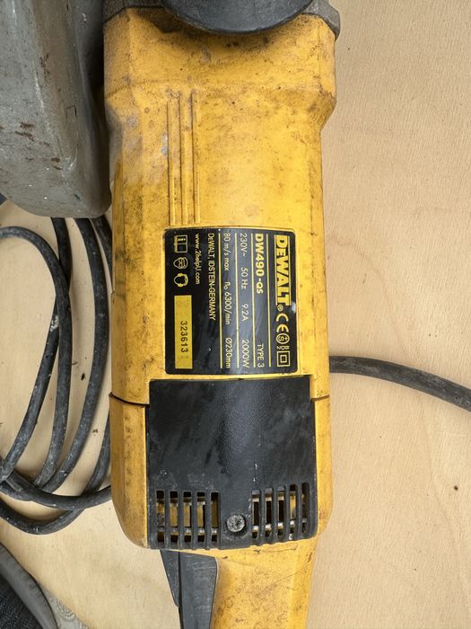 Polizor unghiular DeWALT DW490-QS 2000W, 230 mm – Funcționează impecabil