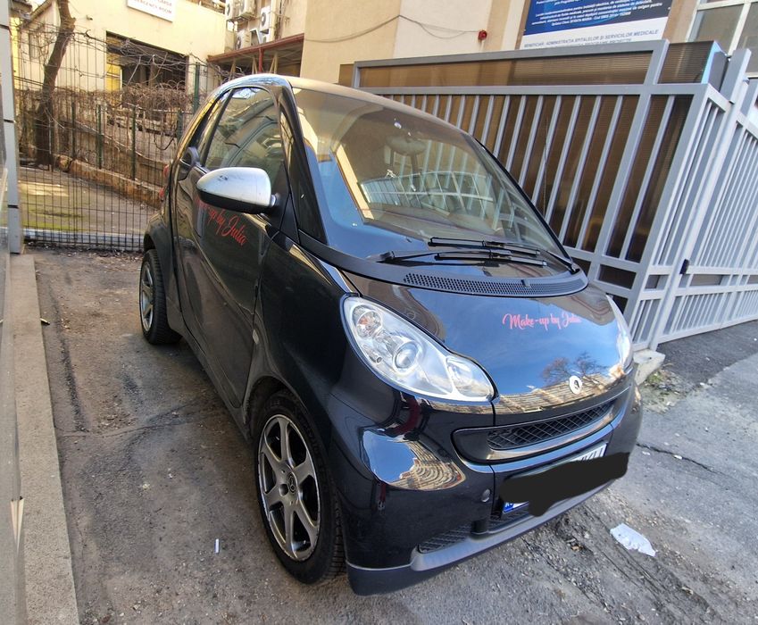 Vând Smart 451 an 2011