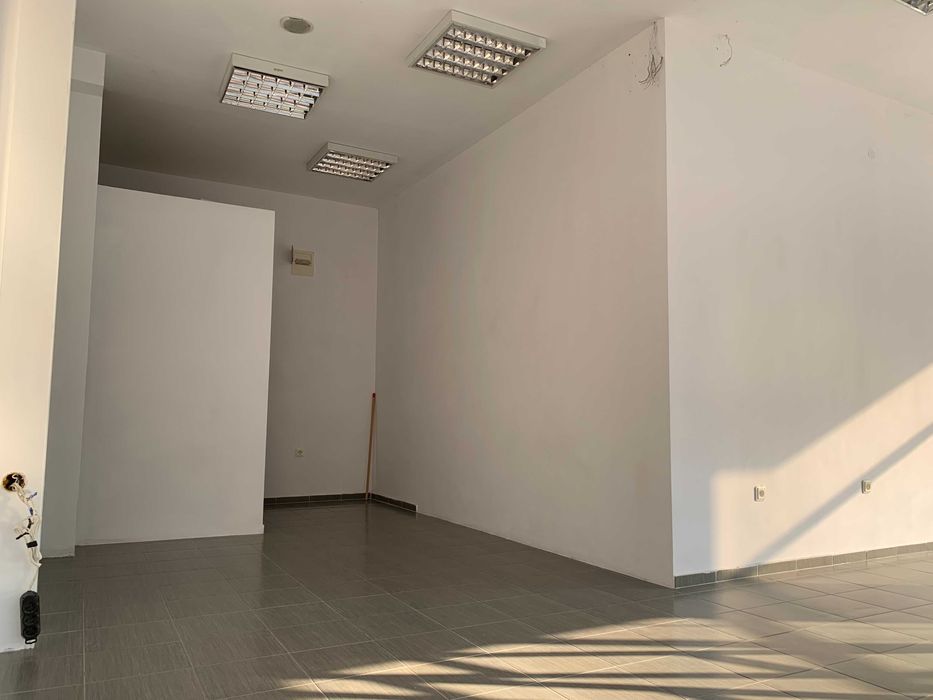 Дава се под наем Офис в Пловдив, Христо Смирненски - 48 кв.м за 382.5 € - Снимка #5