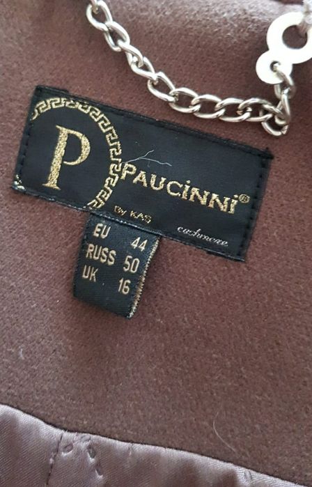 Продам  польто в хорошем состояние.