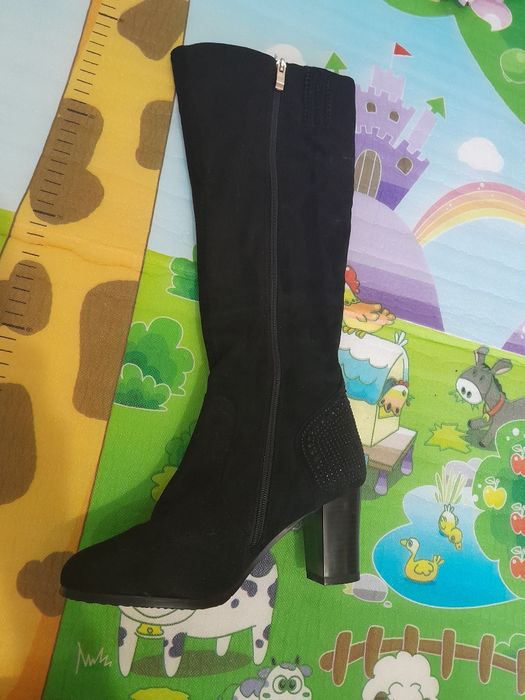 Продам сапоги в отличном состоянии