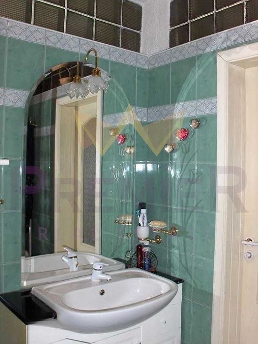 Продава се Двустаен апартамент в София, Оборище - 75 кв.м за 2176 €/кв.м - Снимка #9