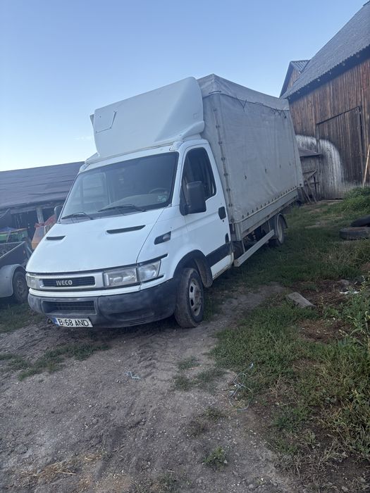 Vand iveco din 2003 motor 2-8 stare de functionare