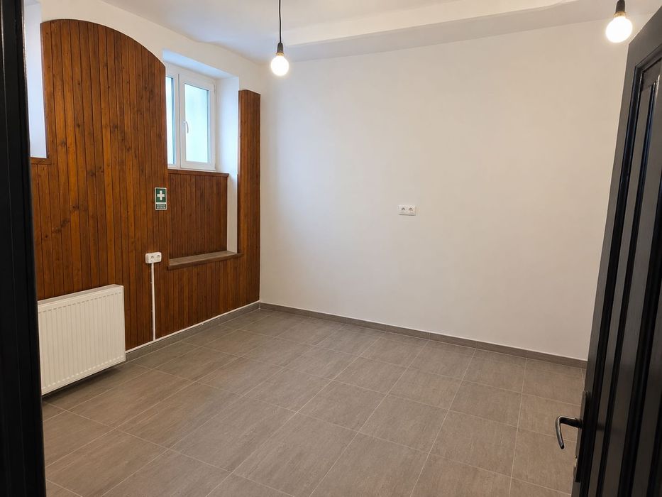 Spatiu birouri centru langa hotel Hilton str 21 decembrie 100 mp
