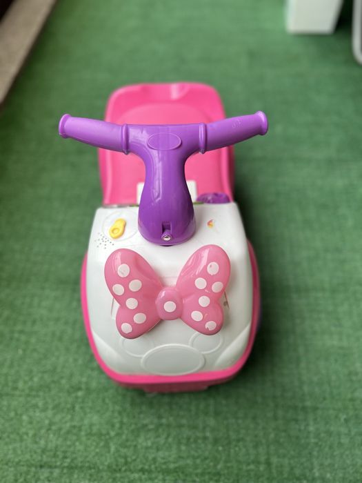 Masinuta Minnie Mouse