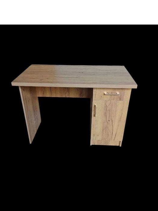 иш столи ва компютер учун стол