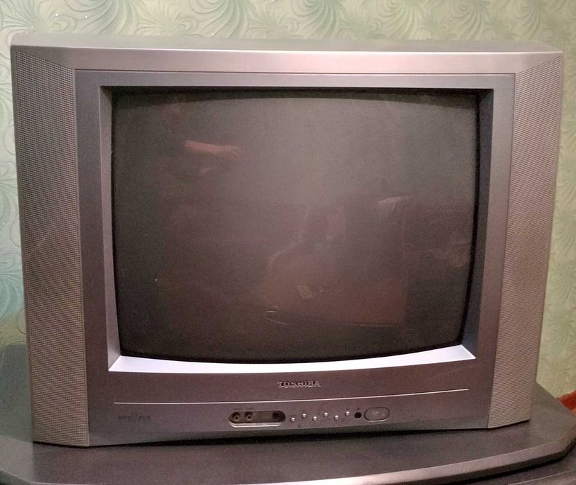 Продам телевизоры б/у.