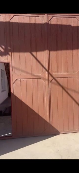 Навои шахар. Ваен гарадогдан ховли сотилади 7 соток. 2. Этажлик