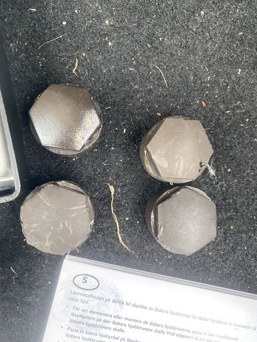 Резервна гума тип патерица Opel Insignia 2011