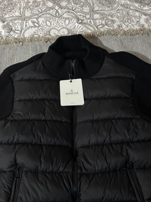 Куртка от Moncler
