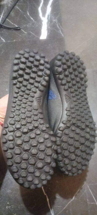 Футболни обувки 32 и 35.5 номер