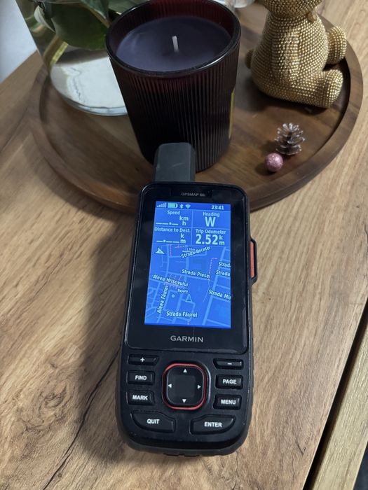 GPS de mână Garmin GPSMAP 66i – drumeții, munte, inReach, hărți TopoActive