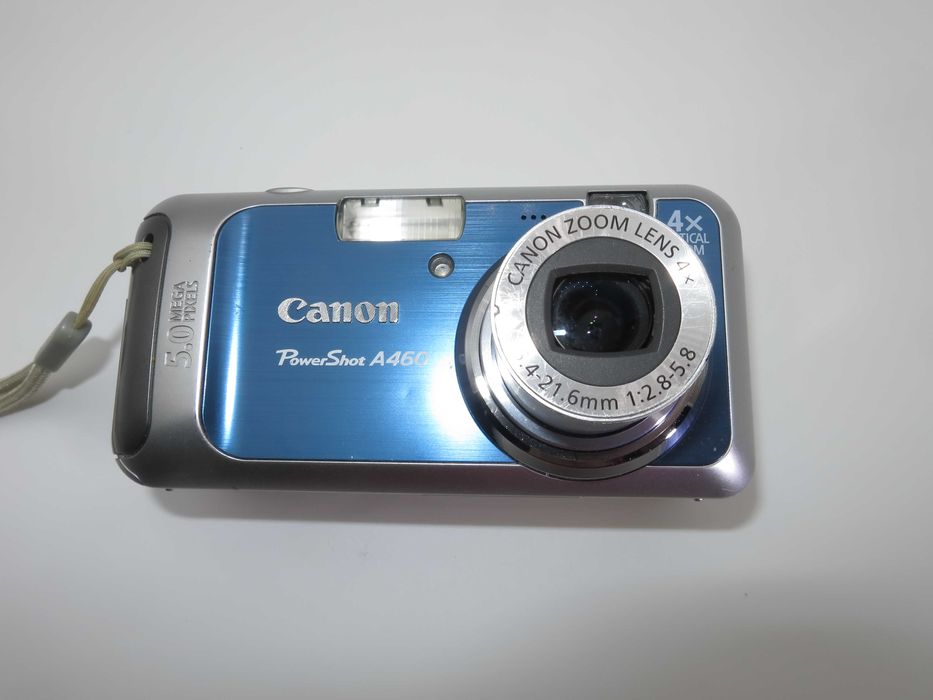 Canon PowerShot A460 компактен цифров фотоапарат, дигитална камера в син цвят, перфектно състояние, работи отлично!