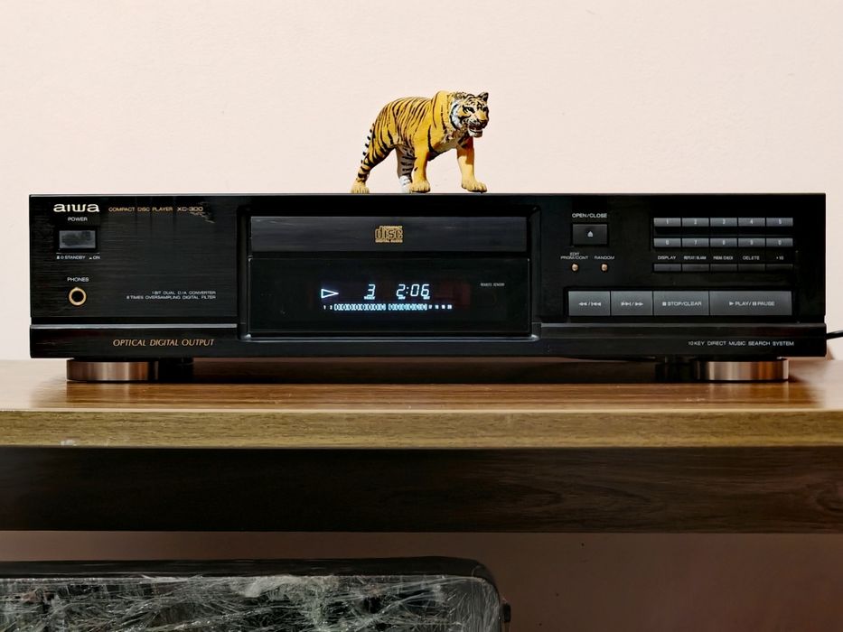 Aiwa XC-300E. Top cd player. Date tehnice mari. Preț fix !