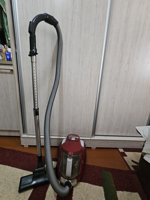 Пылесос Tefal XXL.  В отличном состоянии