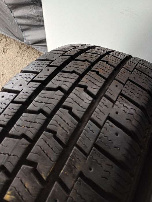 Почти нови 4бр.195/65/16 С Goodyear dot3819