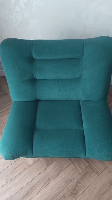 Кресло Б/у в хорошем состоянии