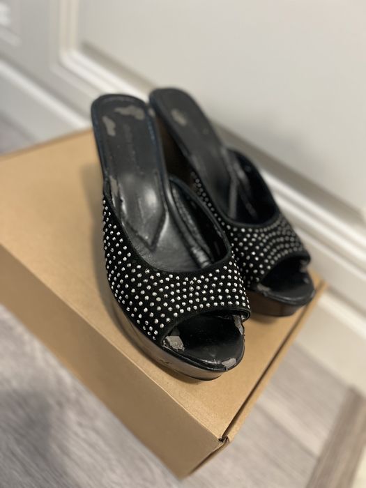 Женские туфли черные, белые 38 р