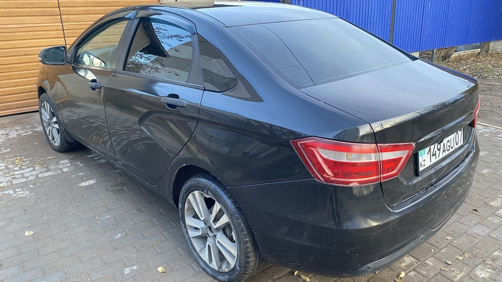 Продам лада весту 2018 год