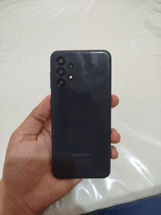 Samsung a13 32 gb sotiladi