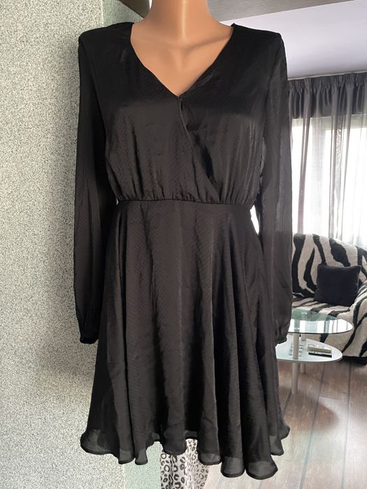 Дамска рокля черно