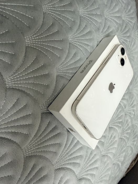 IPhone 13/128Gb - В отличном состоянии