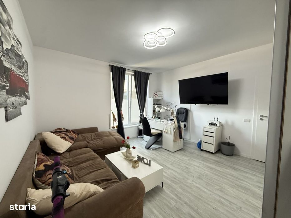 Apartament 2 camere, decomandat cu gradina de 45 mp - Giroc — fotografia 3