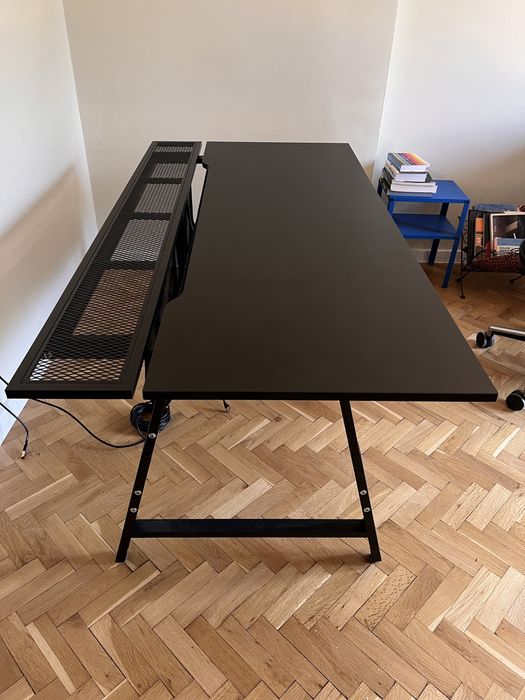 Гаймърско бюро Ikea UTESPELARE