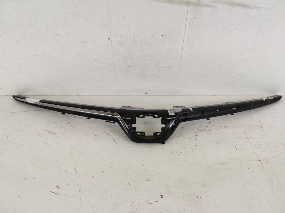 Централна решетка за радиатор Тойота Корола / Toyota Corolla E210 Ориг