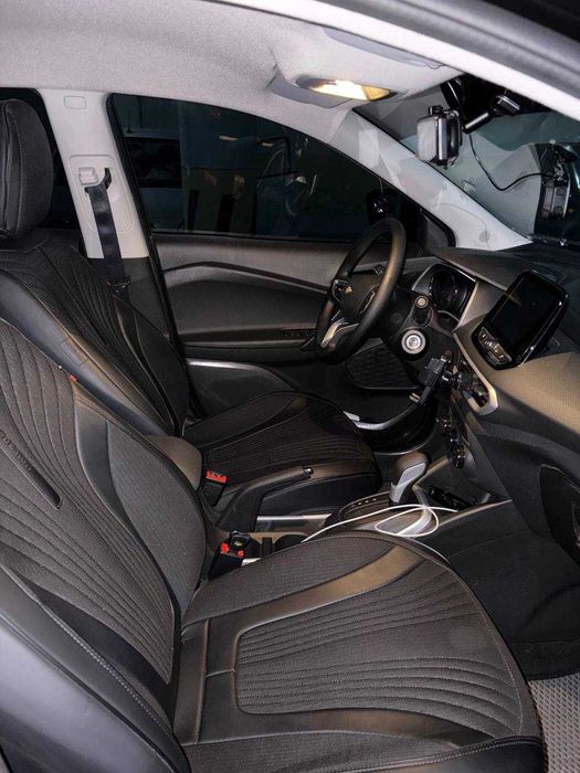 Chevrolet tracker 2 LS PLUS 2024 Бензин