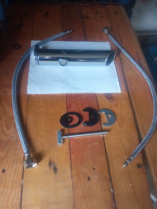 Baterie lavoar cromată