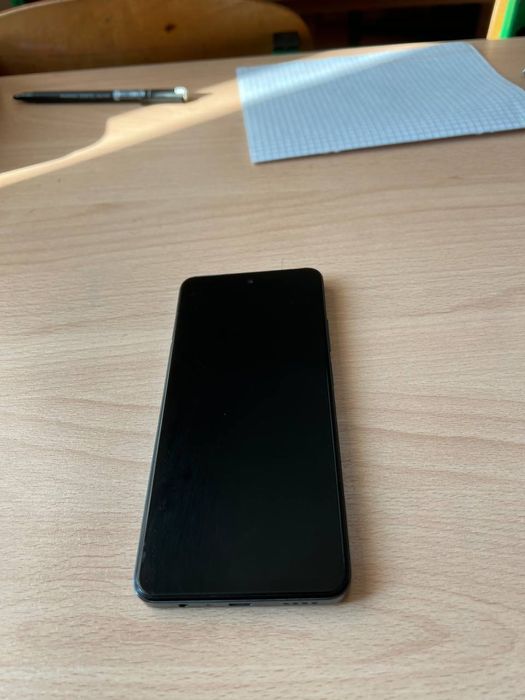 Телефон realme C65