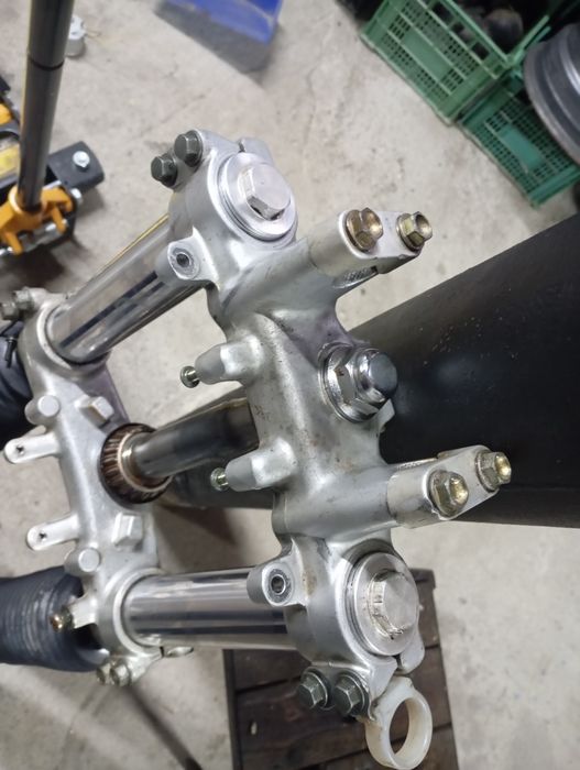 Предница Yamaha DT 125 R