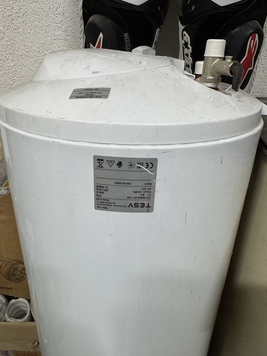 Бойлер Tesy 80l