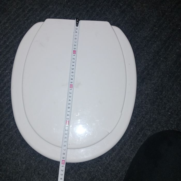 Крышка унитаза...