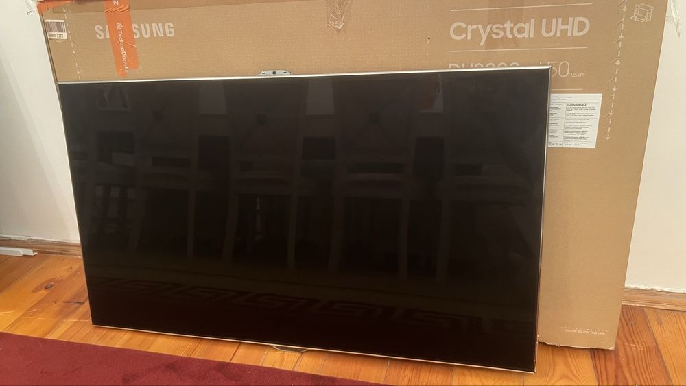 Телевизор sony с интернет тюнером 105*60