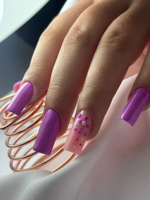 Aplic unghii gel la domiciliu